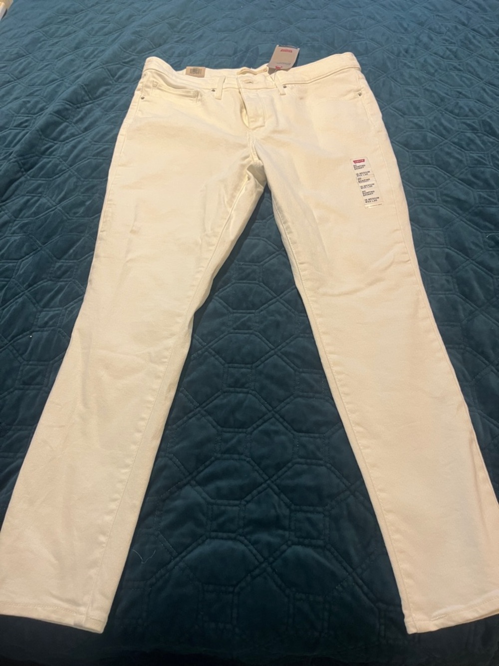 Levi 311 Shaping Skinny